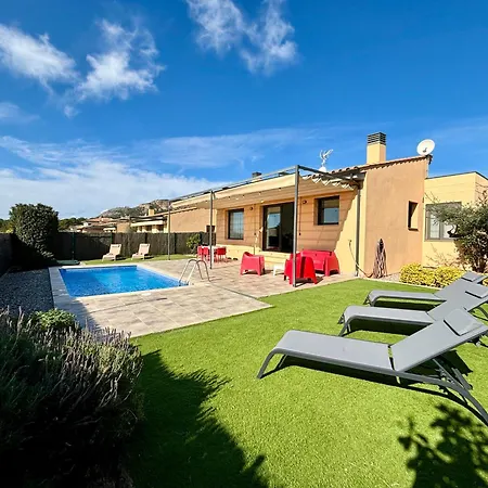 Lichtdurchflutete Ferienvilla Mit Pool Torroella De Montgri